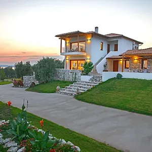 Almira Luxury Apartment